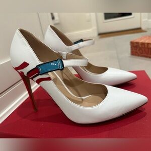 Valentino Garavani Lipstick Heels 38.5 EXCELLENT CONDITION